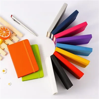 Sú zápisníky z PU kože ľahké na prenášanie?